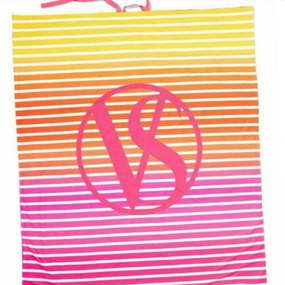 Victoria's Secret Limited Edition Beach Blanket - Picture 2 of 2